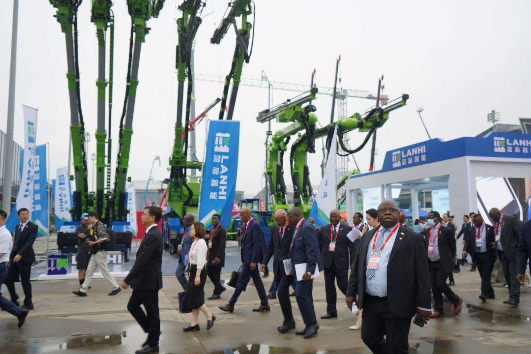 2025长沙国际工程机械展，蓝海智能的四大智能产品引爆展区(图2)